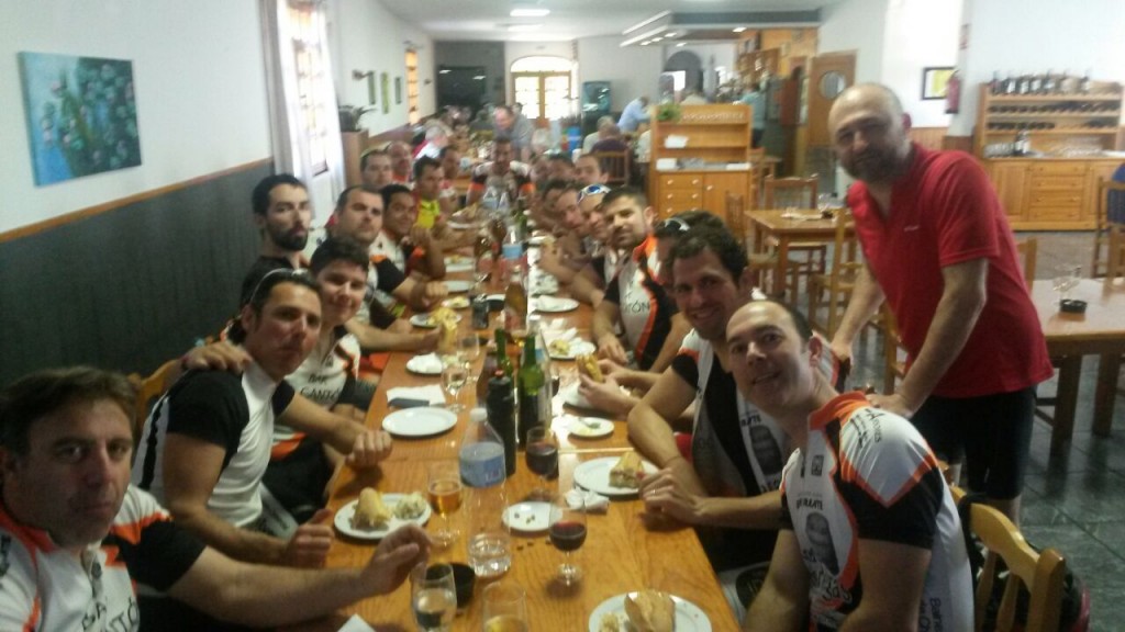 almuerzo btt chulilla 2 de mayo